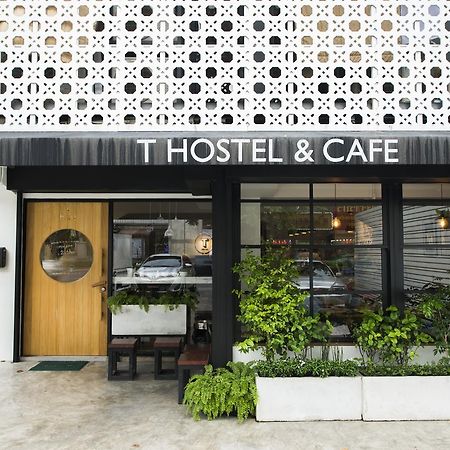 T Hostel @ Victory Monument Bangkok Bagian luar foto