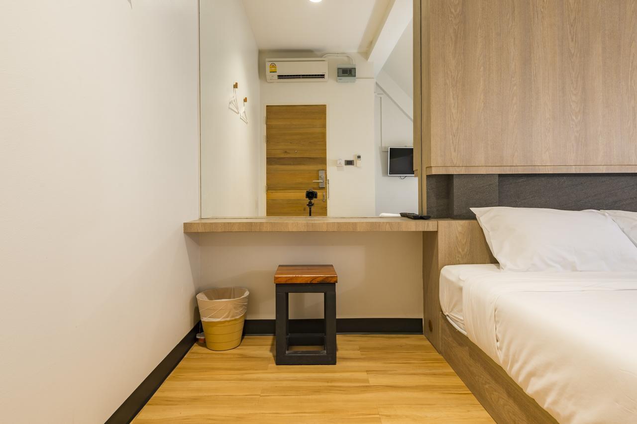 T Hostel @ Victory Monument Bangkok Bagian luar foto